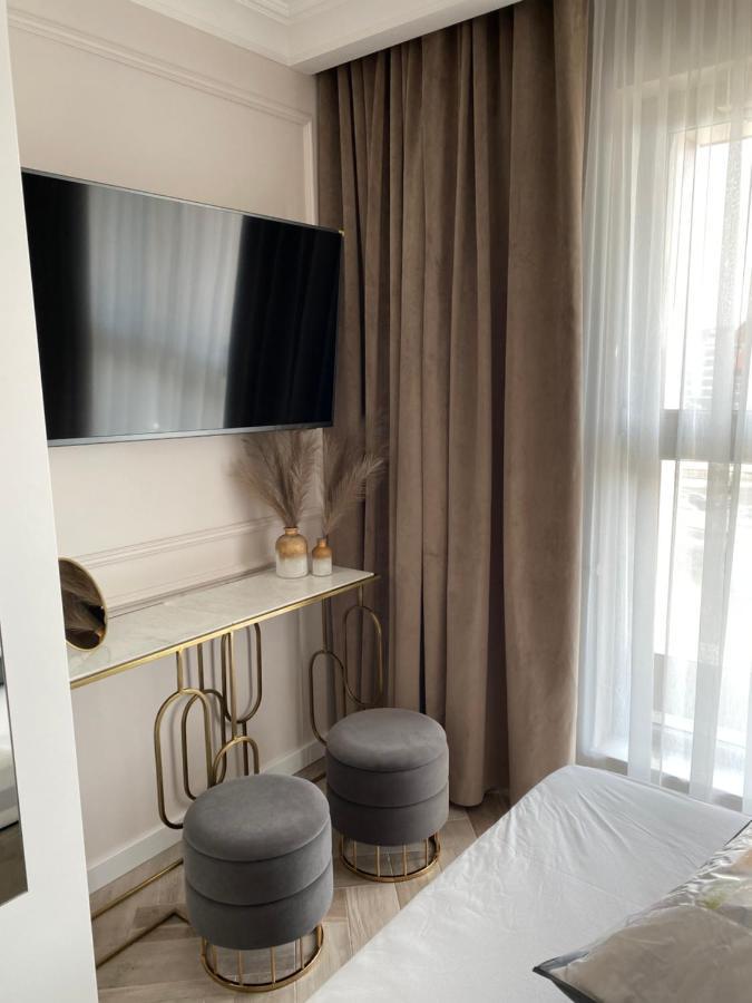 Old Town Apartment: New 2021 Build * Gdansk