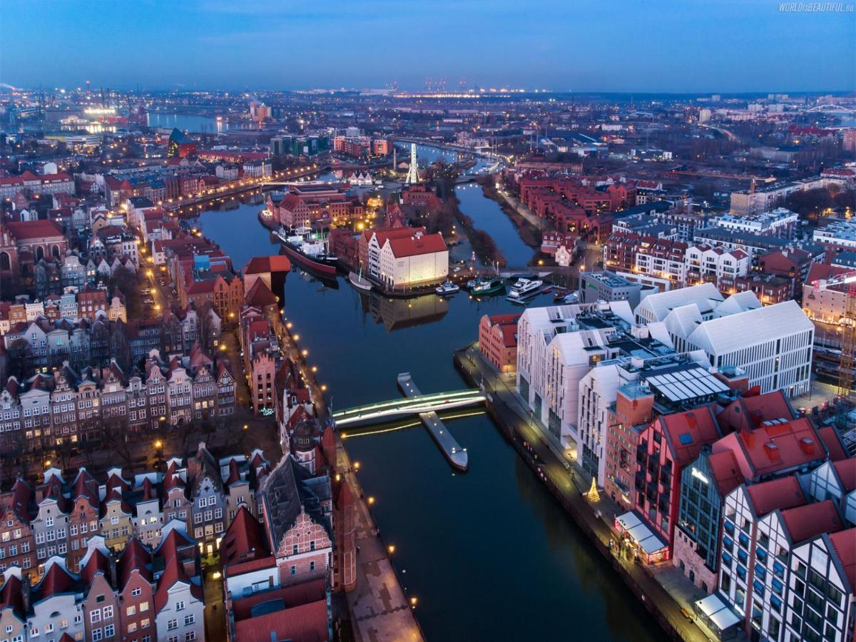 Old Town Apartment: New 2021 Build Apartment Gdansk